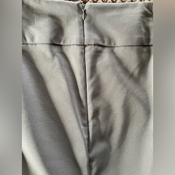 Apt. 9 “Torie Skirt”, Gray. NWT. Size 10. - Picture 3 of 9